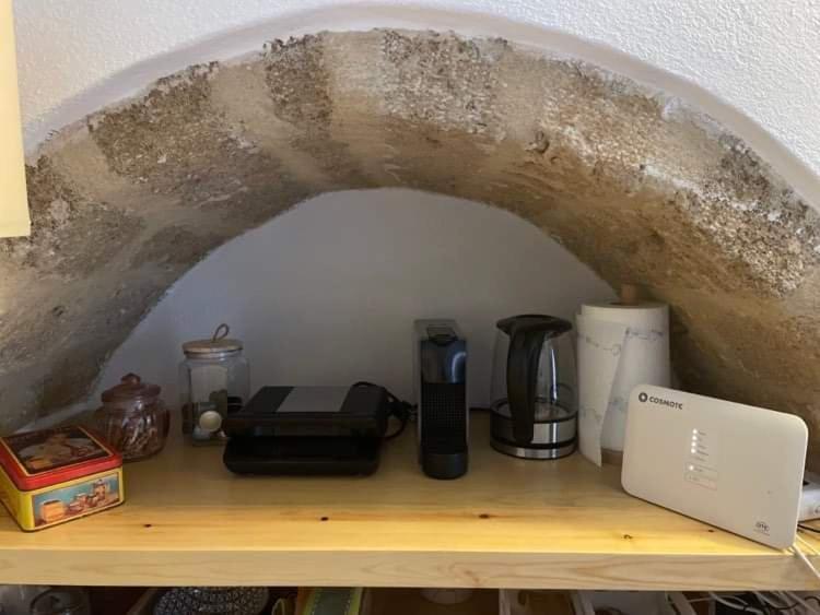 Nefeli Castle Stone House Inside The Fortress 莫奈姆瓦夏 外观 照片